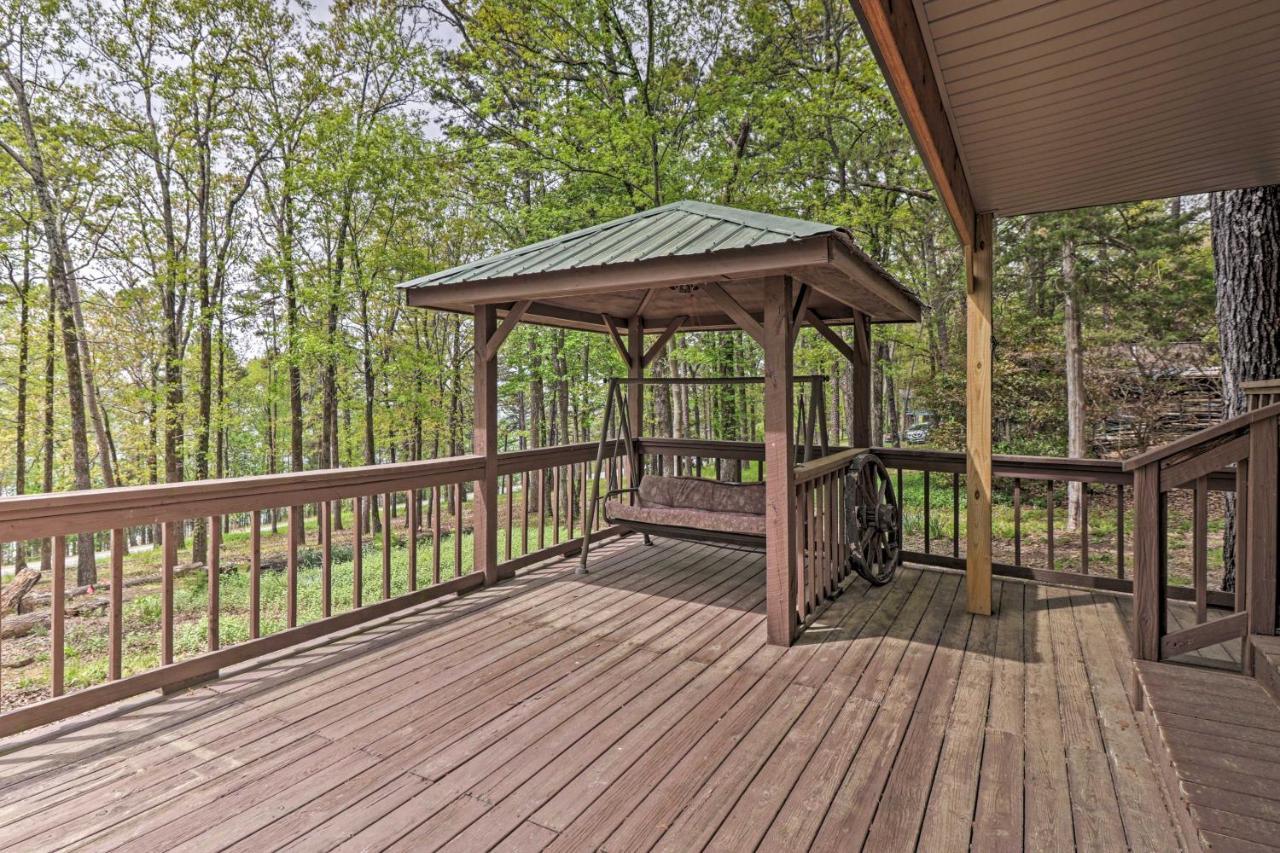 Secluded Edgemont Getaway With Huge Outdoor Deck! Villa Fairfield Bay Buitenkant foto